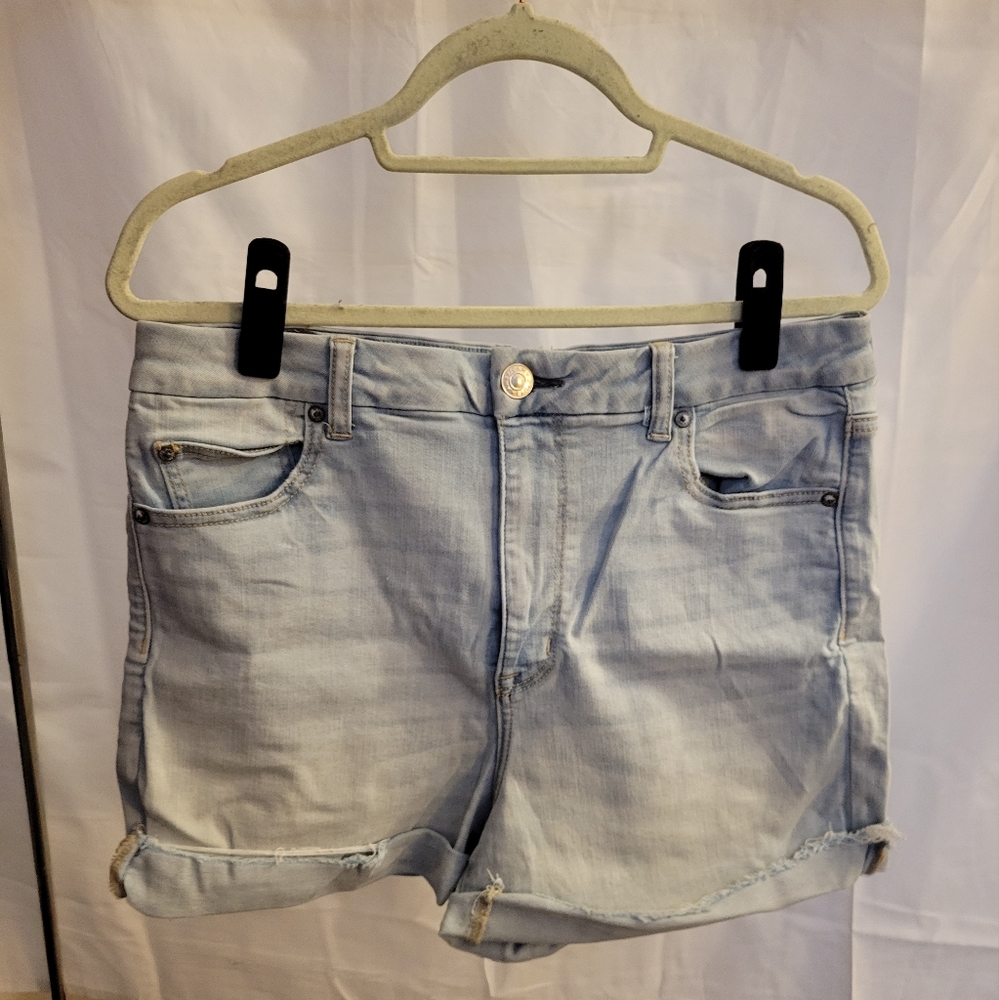 AE Curvy Hi-Rise Shortie